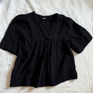 Old Navy Black Smocked Short Sleeve Blouse